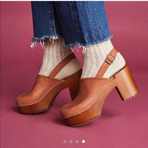 COPY - Swedish Hasbeens Clogs